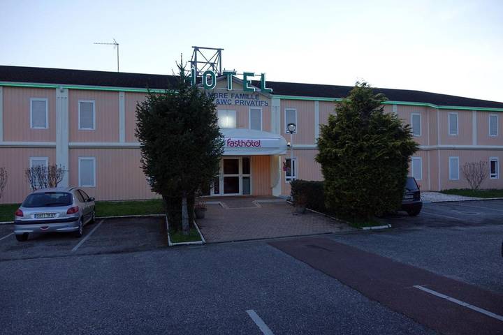 Hôtel pour 4 personnes à Eysines - 3