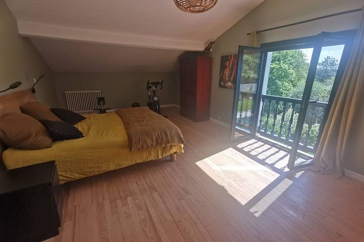 Location de vacances pour 8 personnes, avec jardin à Bassussarry - 3