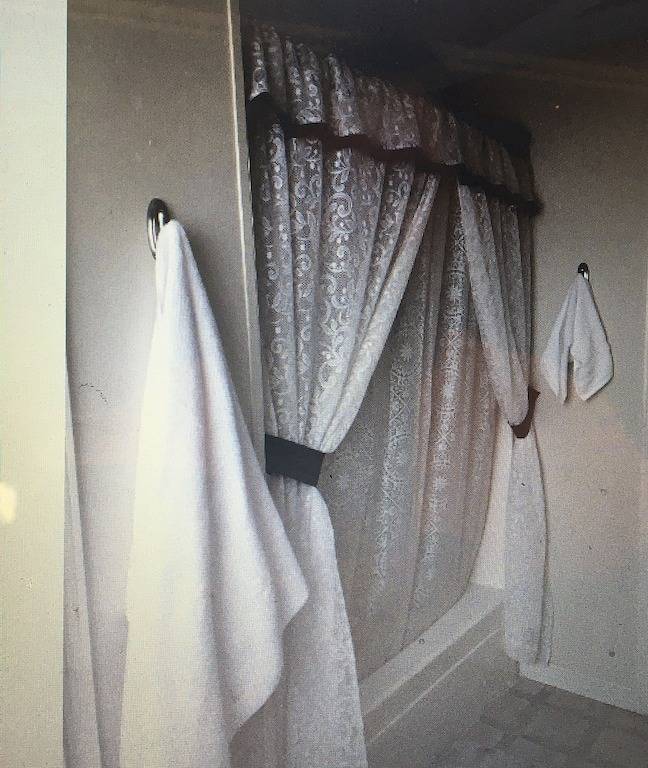 Fresh Water Fishing Springs In Area For Kayaking Tubing Family and Pet Friendly in Citrus County