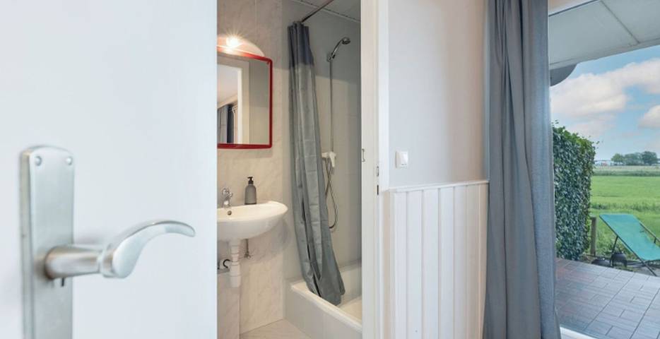 Ferienwohnung für 2 Personen, mit Seeblick und Ausblick sowie Sauna und Garten, mit Haustier in Rettin - 3