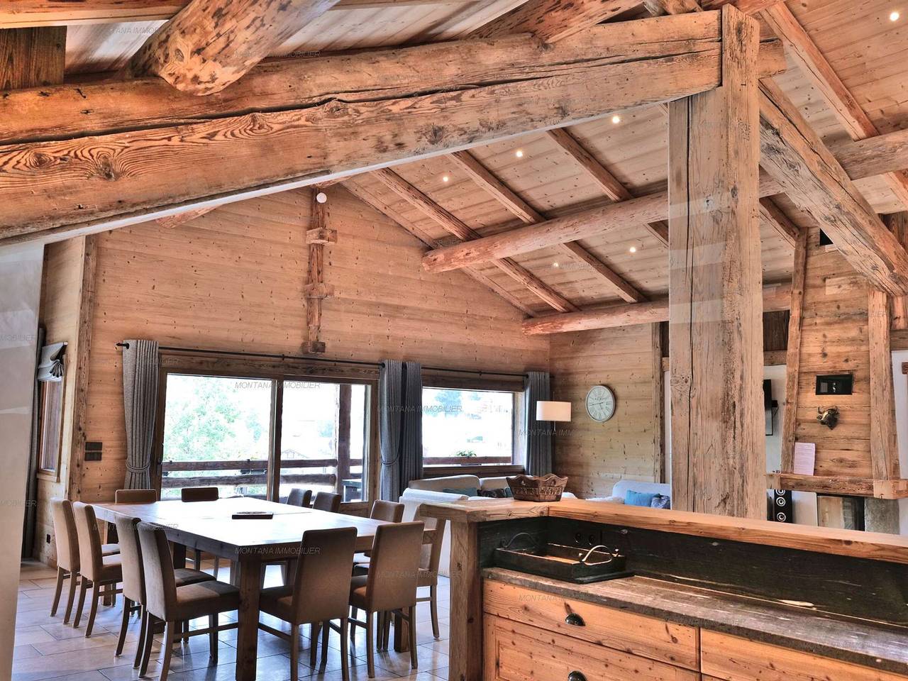 Appartement entier, Luxueux 6 pièces avec sauna, hammam et jacuzzi, à 300m du centre et au pied des télécabines! in Le Grand-Bornand, Région d'Annecy