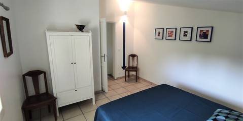 Gîte pour 6 Personnes dans Entrechaux, Parc naturel régional du Mont-Ventoux, Photo 1