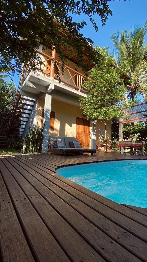 Location de vacances pour 3 personnes, avec vue et piscine ainsi que balcon et jardin dans Ilha de Boipeba