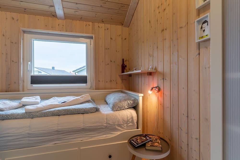 Ferienhaus mit Strandkorb, Kaminofen, Whirlpool und Sauna in Wesselburenerkoog, Dithmarschen
