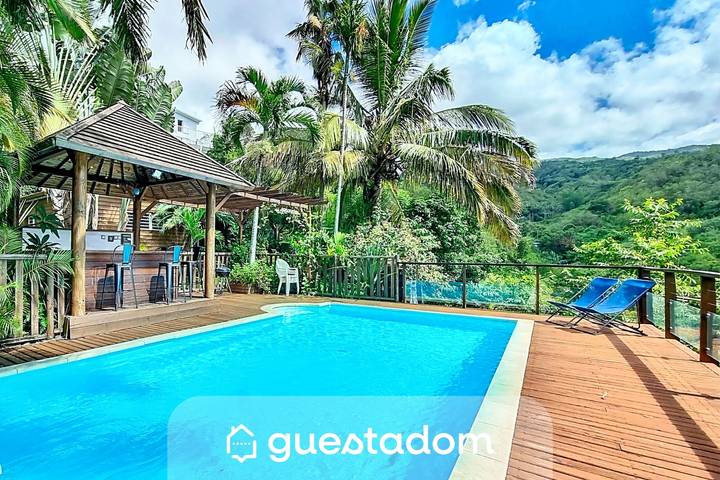 Villa pour 8 personnes, avec jardin ainsi que terrasse et piscine, adapté aux familles - 1