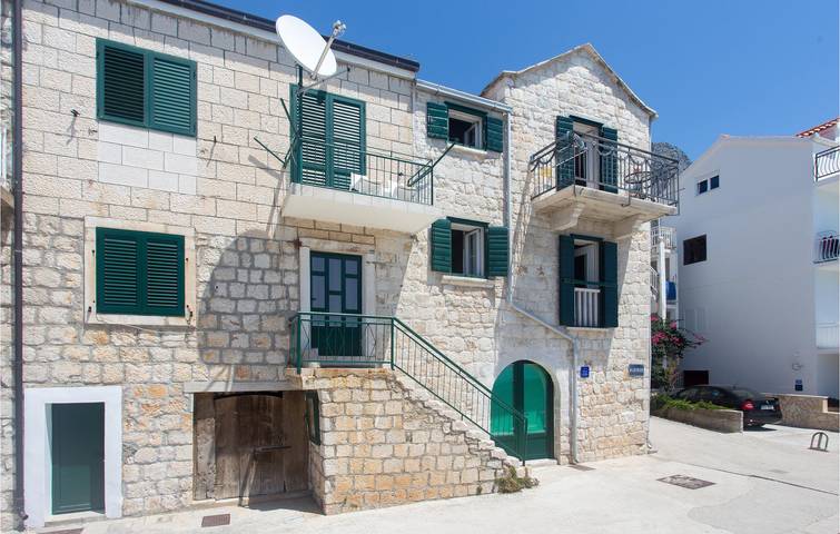 Ferienhaus für 8 Personen, mit Terrasse in Podaca