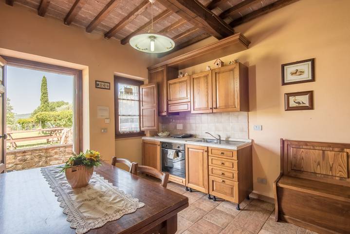 Appartamento per vacanze 'Monolocale Saraceno' con piscina, giardino e Wi-Fi in Castiglion Fibocchi, Valdarno