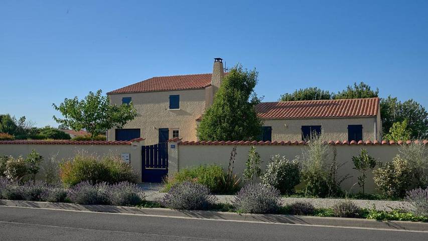 Gîte pour 4 personnes, avec terrasse à Marsilly - 3