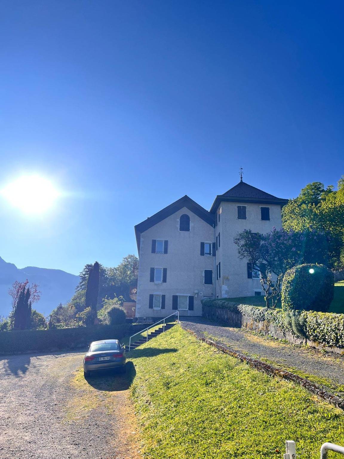 Appartement 'Le Castel' met uitzicht op het meer en privéterras, foto 14