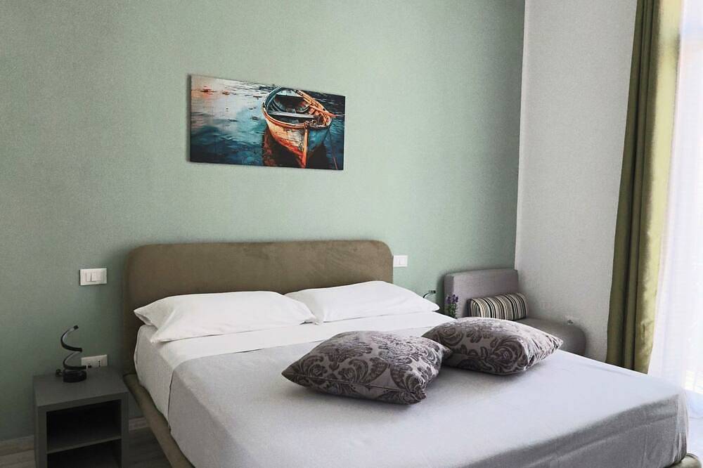 Ganze Wohnung, Levanzo Standard room with small private patio in Favignana Stadt, Favignana