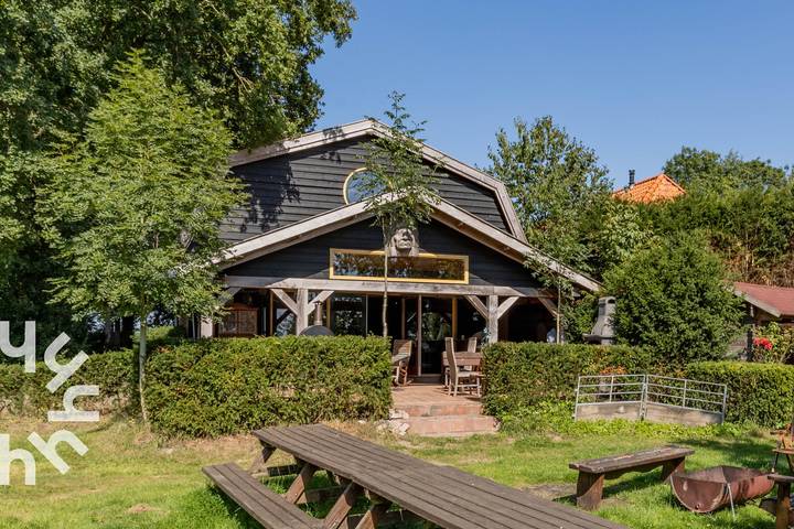 Boerderij voor 26 personen, with tuin and whirlpool as well as terras, met huisdier - 1