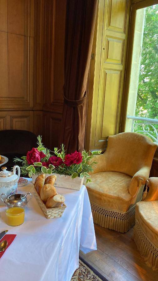 Location de vacances pour 2 personnes, avec jardin et sauna ainsi que terrasse et vue dans Blet - 4