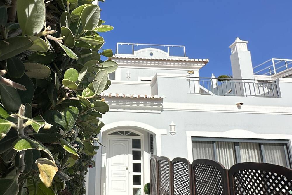 Casa vacanza a Almancil a partire da 323€ a notte