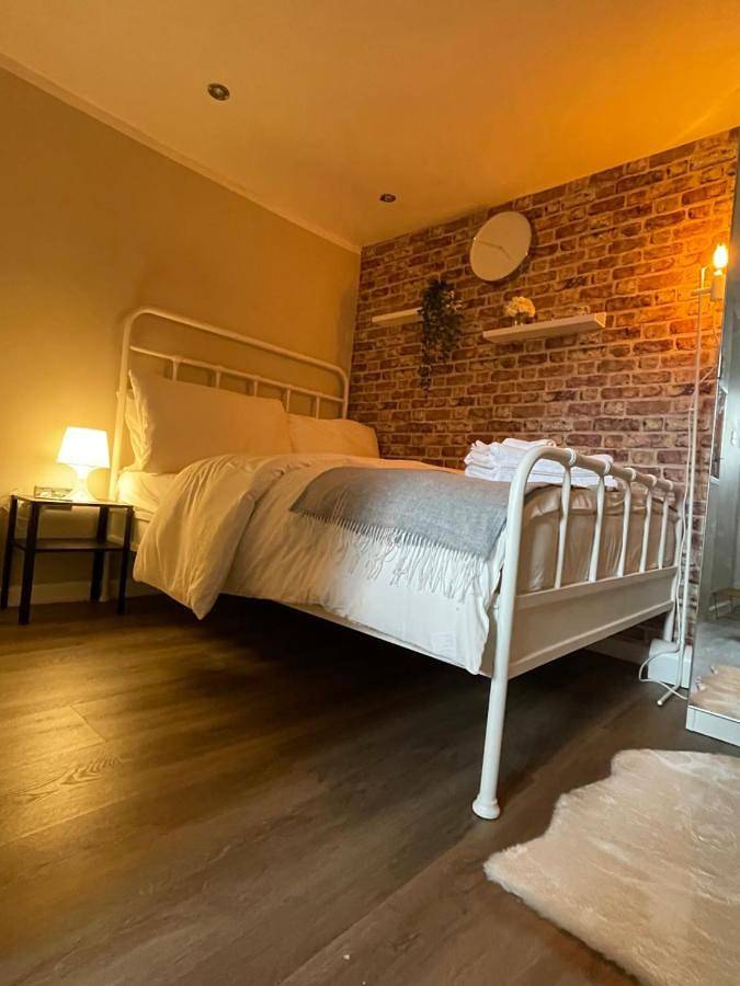 Maison d’hôte pour 2 personnes, avec terrasse à Manchester - 2