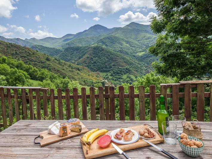 Casa rural para 2 personas, con terraza, Se admiten mascotas en Parque Natural de Las Ubiñas-La Mesa - 2