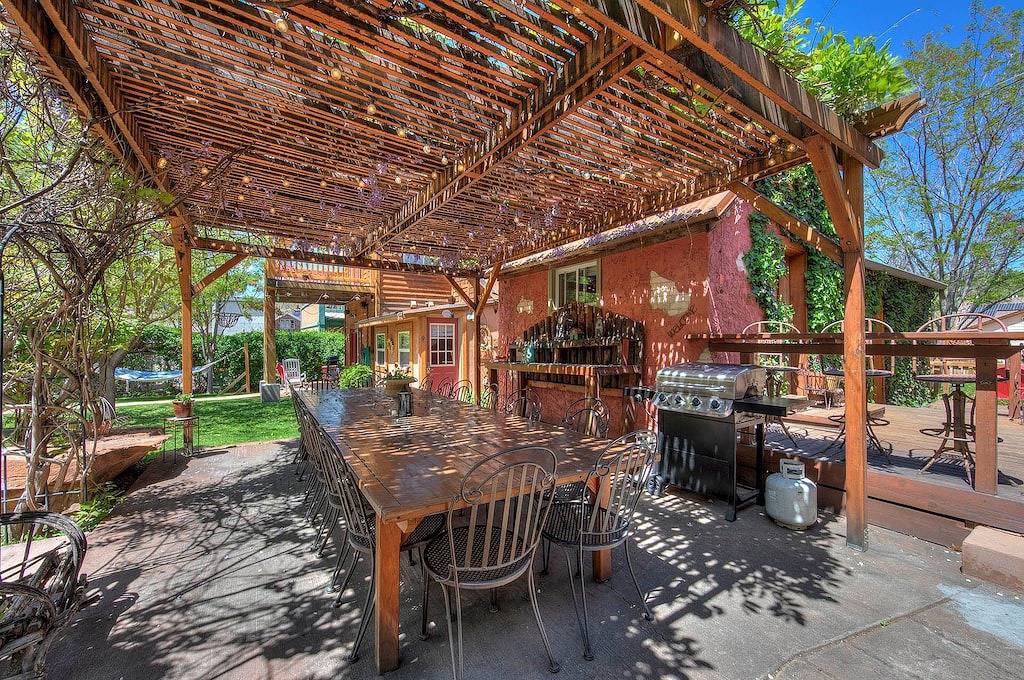 Downtown Cottage für 2 Personen. Gemeinsamer Hof, Whirlpool und üppige Gärten. in Moab, Arches-Nationalpark