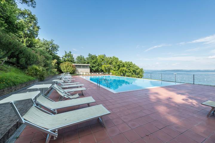 Ferienwohnung für 4 Personen, mit Whirlpool und Garten am Gardasee - 2
