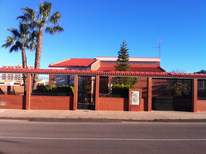 Chalet para 8 personas, con jardín en Cartagena