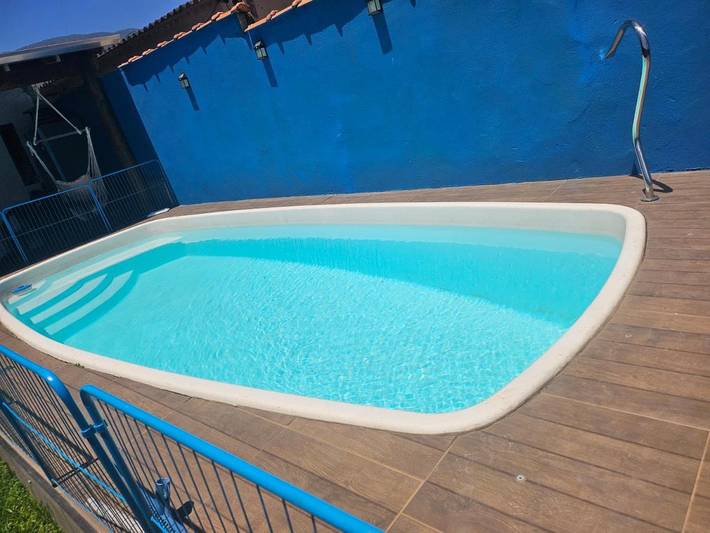 Casas e apartamentos de temporada para 6 pessoas, com piscina e terraço, com animais de estimação em Porto Novo