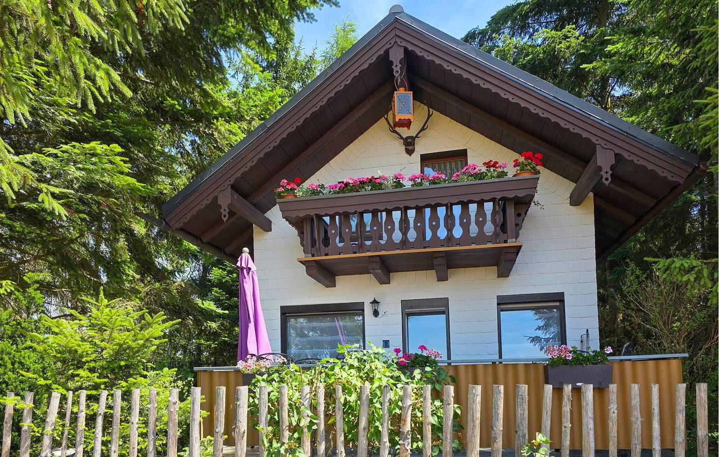 Moderne Wohnung mit Terrasse & Parkplatz, 2km nach Burglemnitz in Remptendorf, Thüringer Schiefergebirge