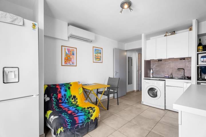 Gîte pour 4 personnes, avec Balcon et Bassin pour enfant dans La Coudoulière - 2