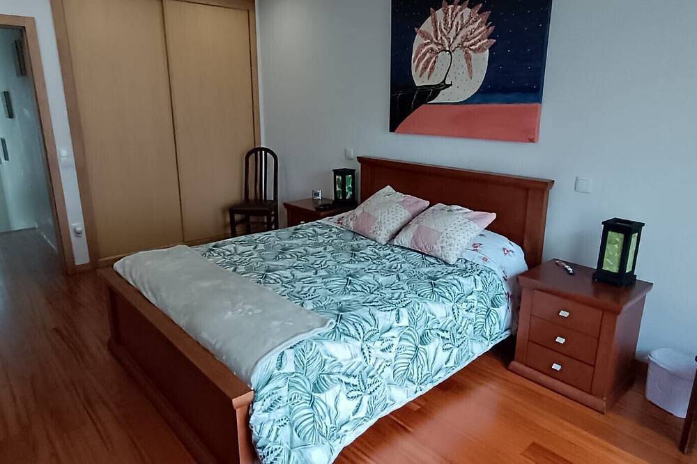 Private Bathroom Room Shared Kitchen in Oporto, Distrito de Porto