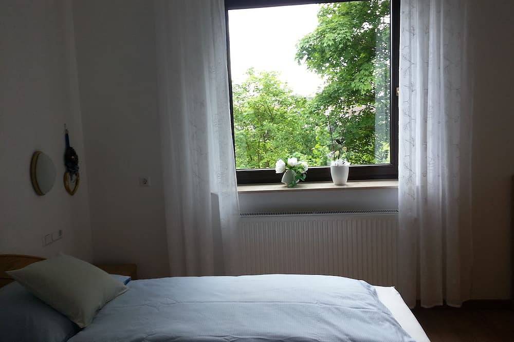 Ganze Wohnung, Liebevoll eingerichtete Ferienwohnung in schöner Lage ohne Durchgangsverkehr in Olpe, Biggesee