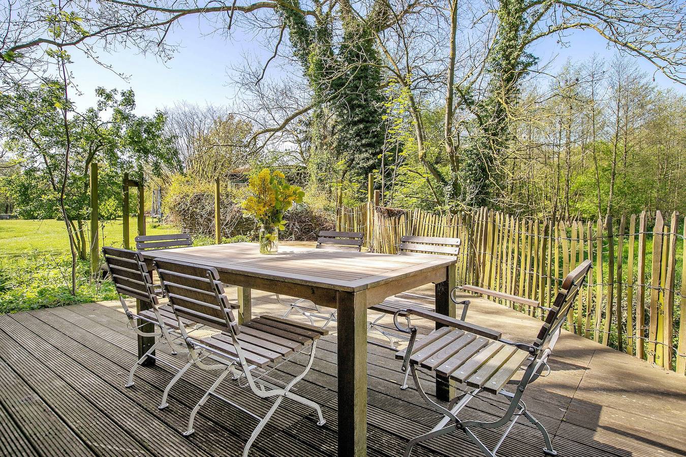 Ferienhaus "Rosen" mit Terrasse und Garten in idyllischer Lage- lassen Sie die Seele baumeln! in Rabenholz, Schleswig-Flensburg