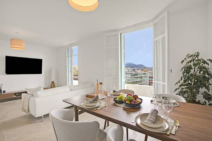 Gîte pour 4 personnes, avec balcon à Nice - 2