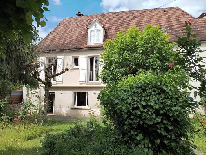 Location de vacances pour 9 personnes, avec jardin à Saint-Sozy