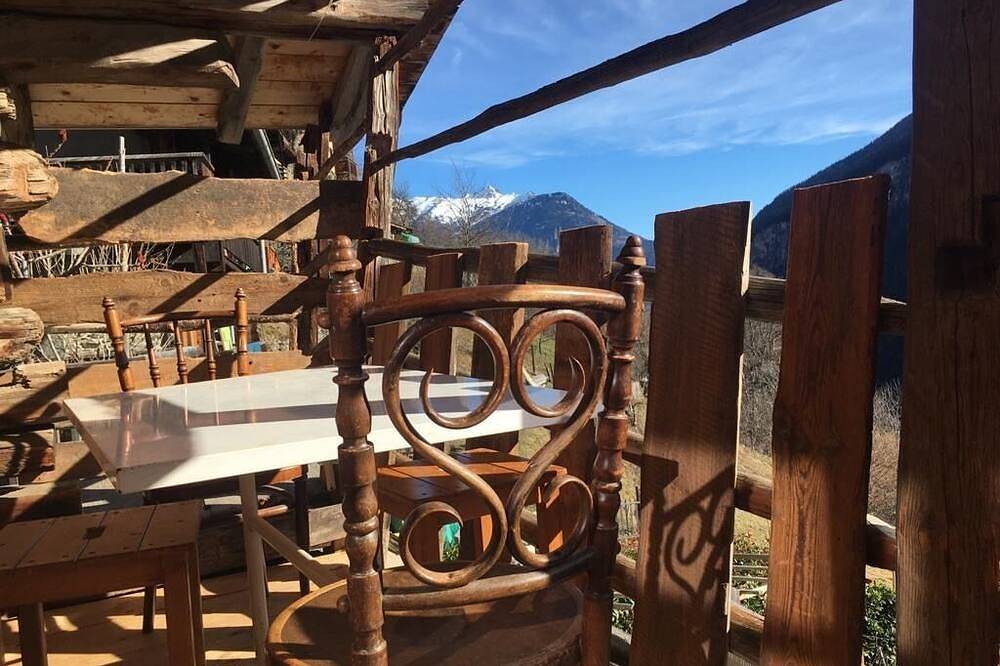 Authentic chalet in Salvan, Martigny - Val de Bagnes & Umgebung
