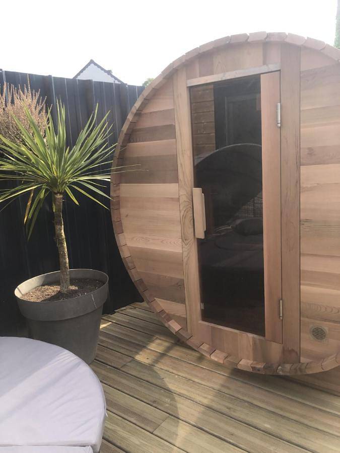 Gîte pour 2 personnes, avec sauna et jacuzzi ainsi que jardin et terrasse à Bieuzy