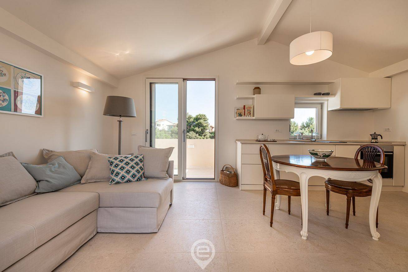 Panoramic Seaview Apartment in Foxi, Quartu Sant'Elena