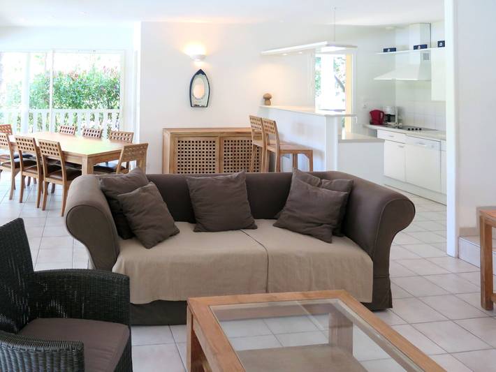 Location de vacances pour 8 personnes, avec terrasse, animaux acceptés à Lacanau - 2