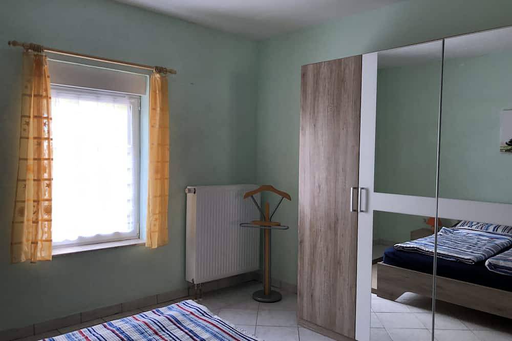 Ganze Wohnung, Ferienwohnungen am Badesee in Briesensee, Neu Zauche