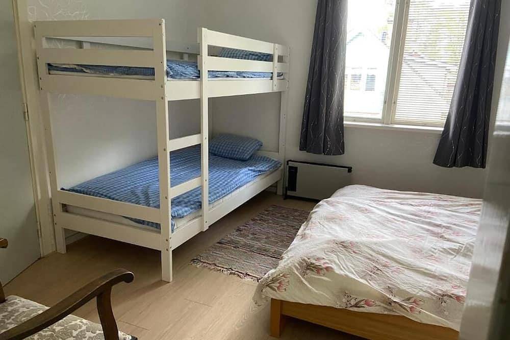 Ganze Wohnung, Gemütliche Ferienwohnung in Småland am Badesee in Kronoberg