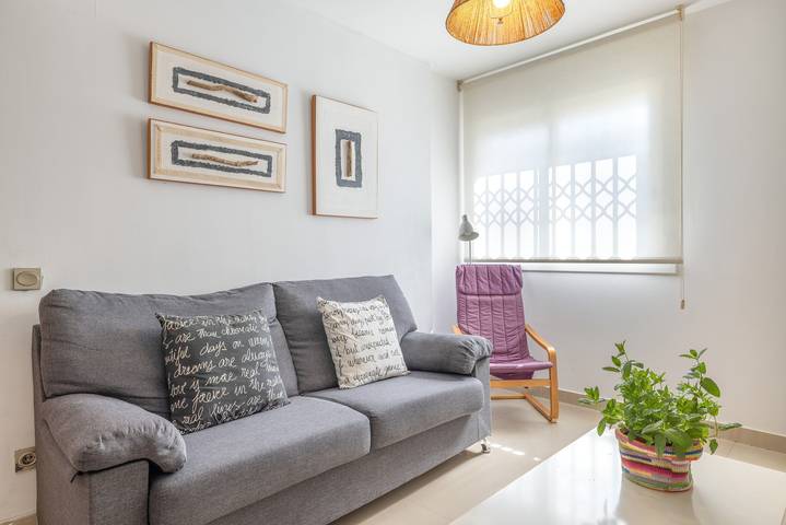 Ganze Wohnung, Apartment 'Planta Baja Marita' mit Gemeinschaftspool, Wlan und Klimaanlage in La Cava, Deltebre