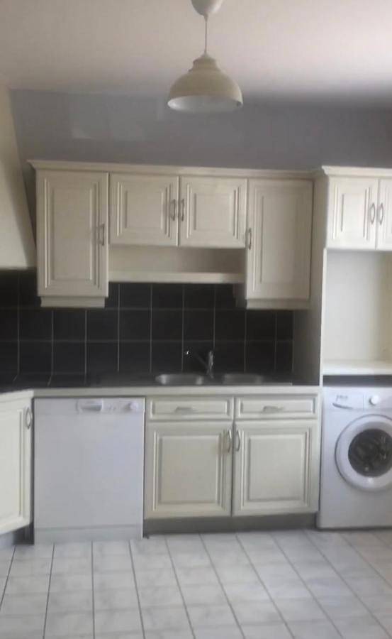 Appartement entier, Three-Bedroom Apartment in Buxerolles, Vienne (France)