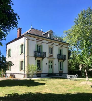Chambre d’hôte pour 2 personnes, avec jardin dans Allier