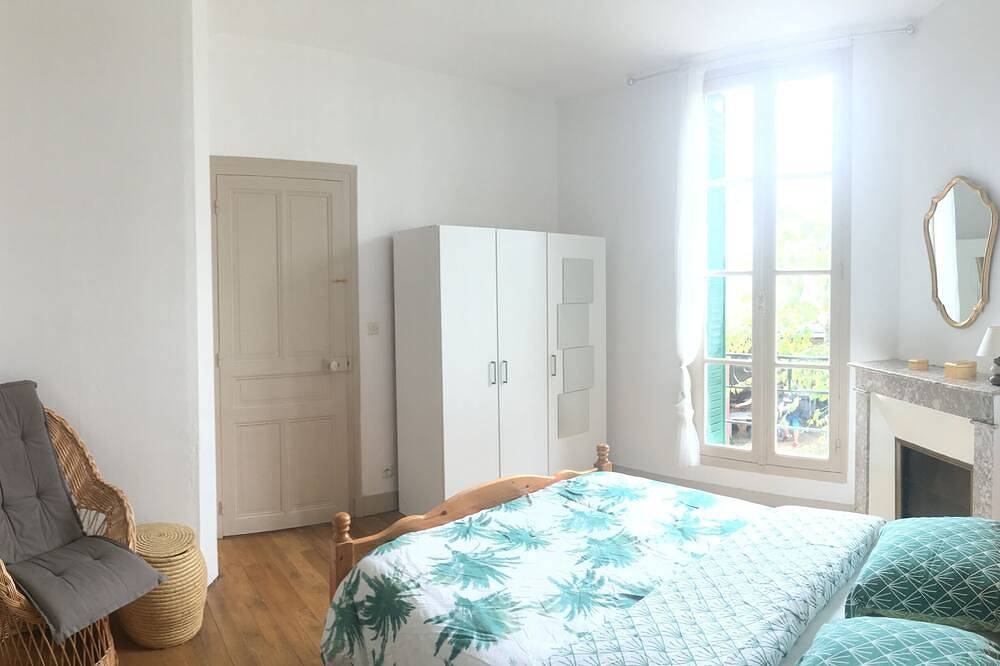 *** 4Br w / 3 Giga trampolines! Châteaux de la Loire, Golf, Vélo, Kayak in Blois, Région de Blois