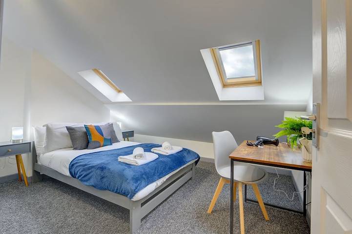 56Hrc 5 BedRoom House| Garden| Parking Pfp in Coventry, Birmingham y alrededores