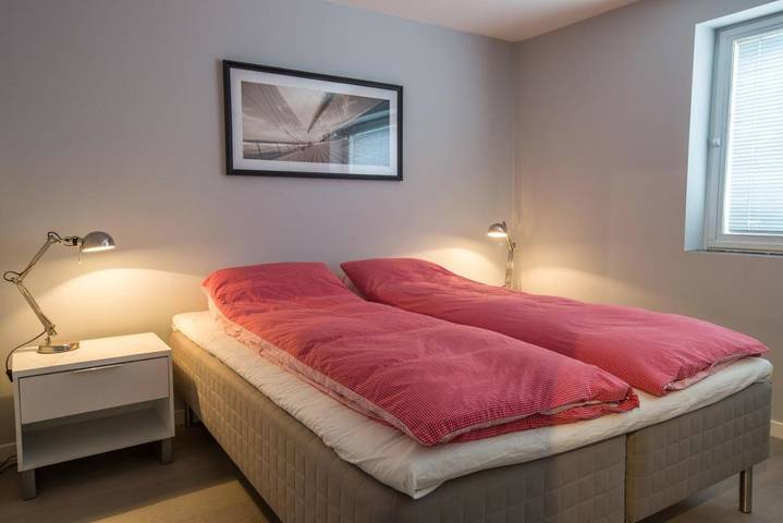Ferienwohnung für 3 Personen, mit Terrasse und Garten in Kungshamn