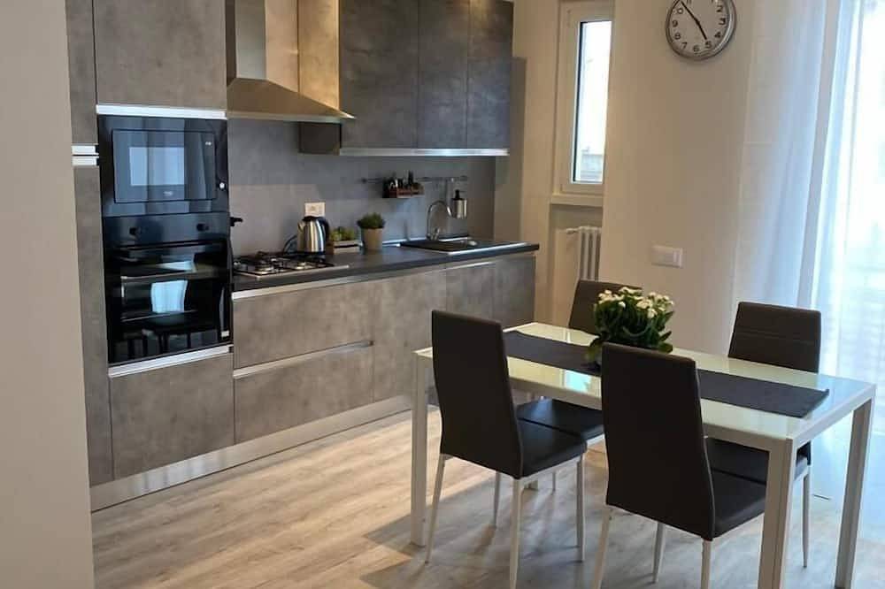 Apartamento entero, Tranquility and comfort in a modern and original setting! in Mantua, Provincia de Mantova