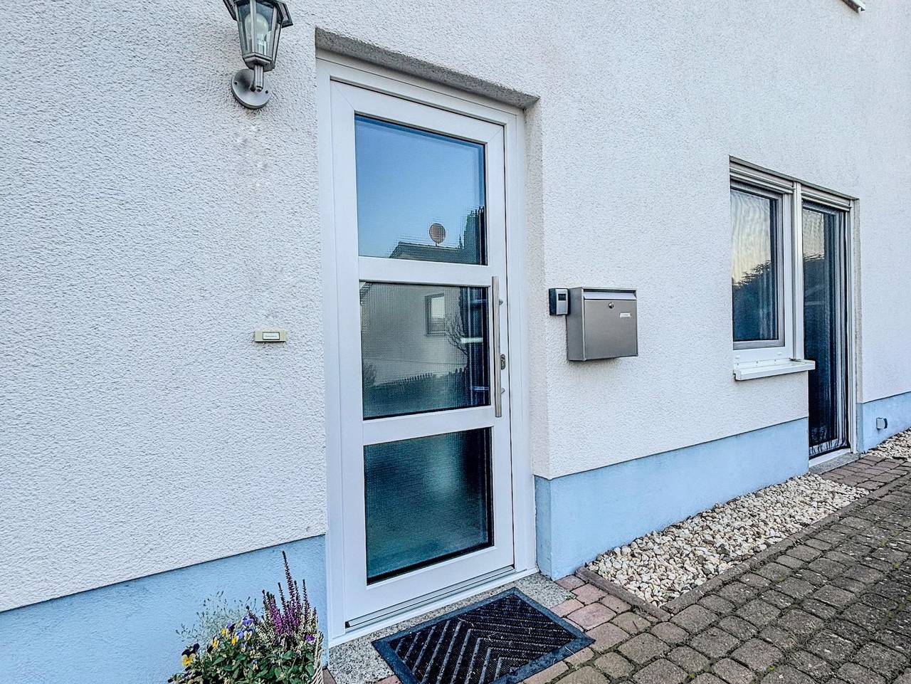 Ganze Ferienwohnung, Ferienwohnung Auszeit mit Aussicht - Appartement/Fewo, Bad, Wc, 1 Schlafraum in Mertesdorf, Moseleifel