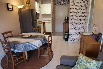 Gîte pour 4 personnes, avec piscine et terrasse à Le Cannet