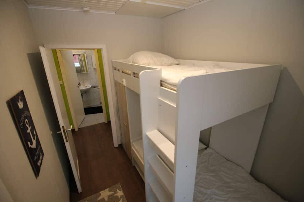 Dornumersiel - Haus für 6 Pers., 3 Schlafzimmer, 2 Bäder, Sauna, Direkt am Deich in Dornumersiel, Dornum