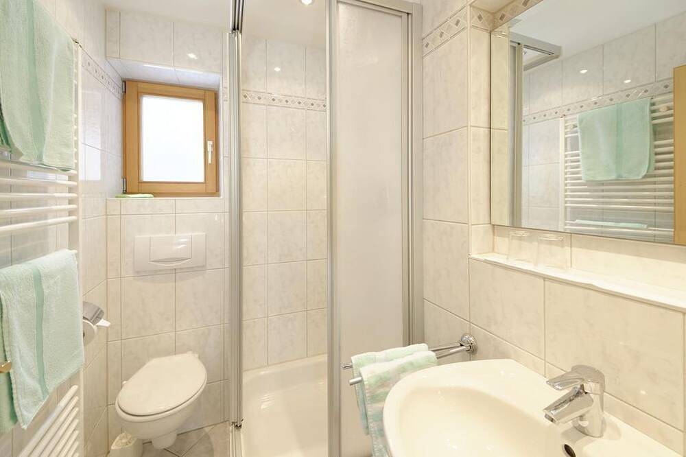 Ganze Wohnung, Ferienwohnung Nr. 1 - Haus Schneider-Sepp, Preisinger in Ettal, Bayerische Alpen