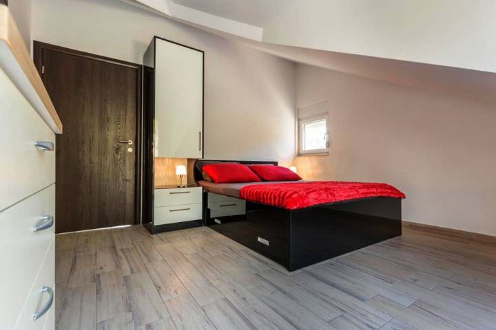 Maison d’hôte pour 2 personnes, avec vue ainsi que balcon et piscine à Makarska - 3
