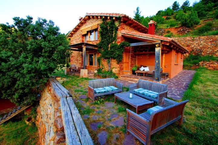 Casa rural para 6 personas, con jardín además de piscina y vistas en Gúdar-Javalambre - 3