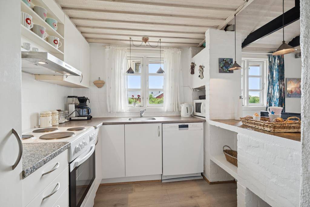 Gemütliches Ferienhaus zwischen der Nordsee und dem Ringkøbing Fjord in Nørre Lyngvig, Hvide Sande